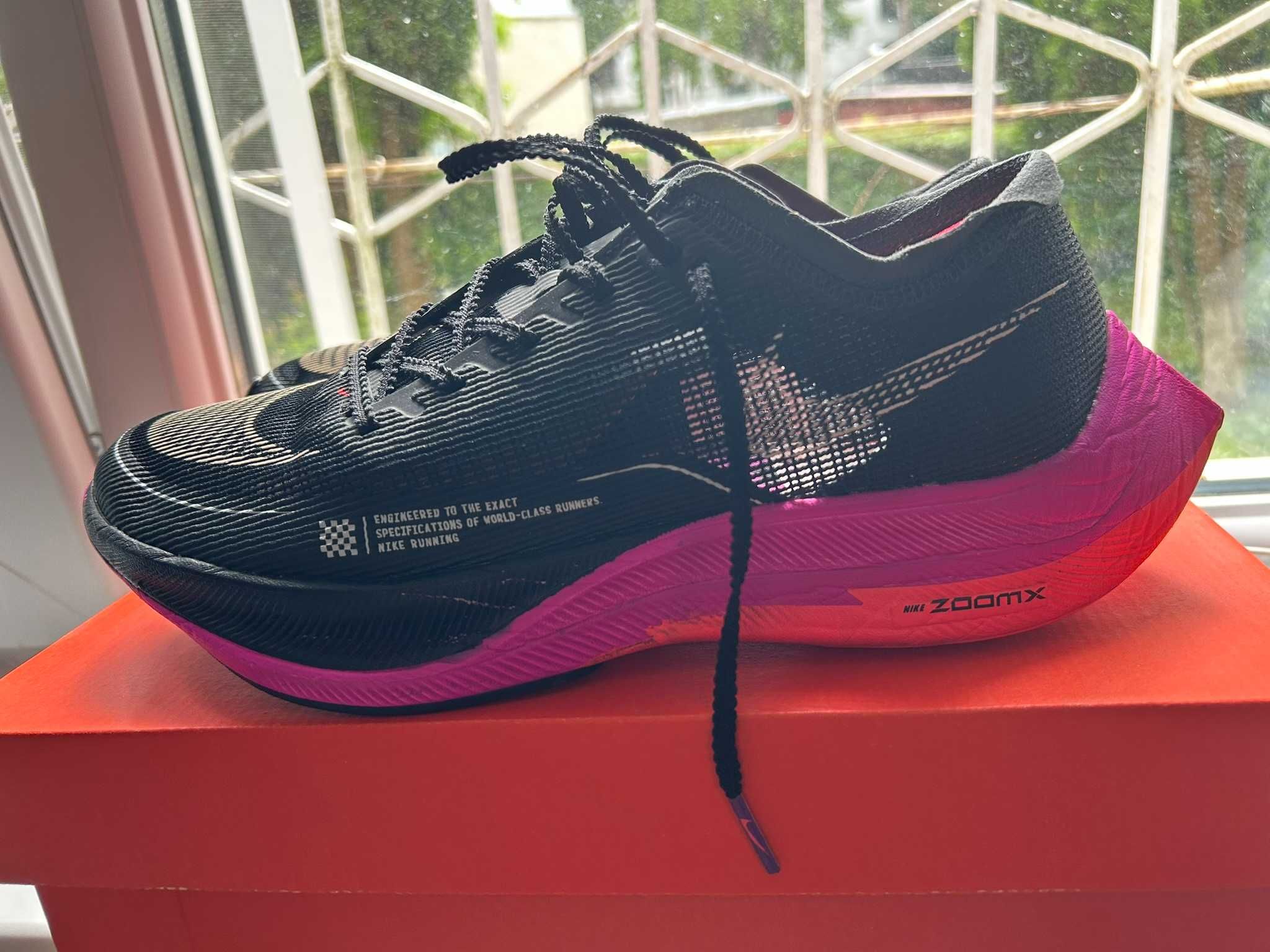 Nike ZoomX Vaporfly Next% 2 – mărime 43 – stare excelentă (126km)
