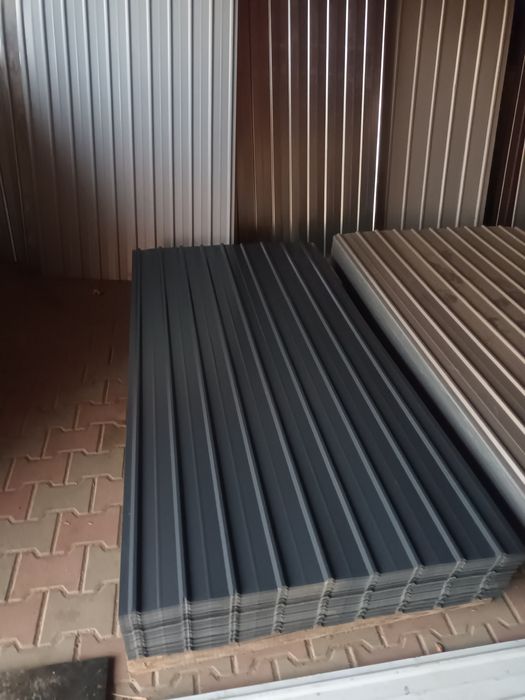 Vnd tablă Gri lucios 2m pe 90 grosimi e 0.4