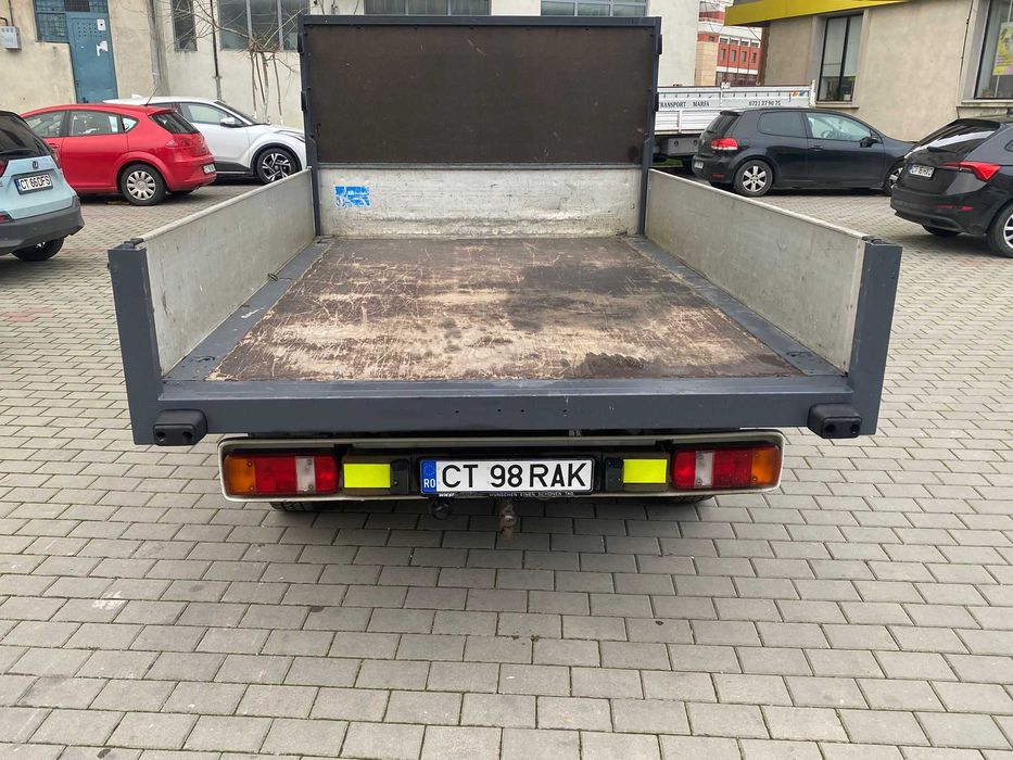 Vand vw t5 2008 1.9 diesel stare impecabila