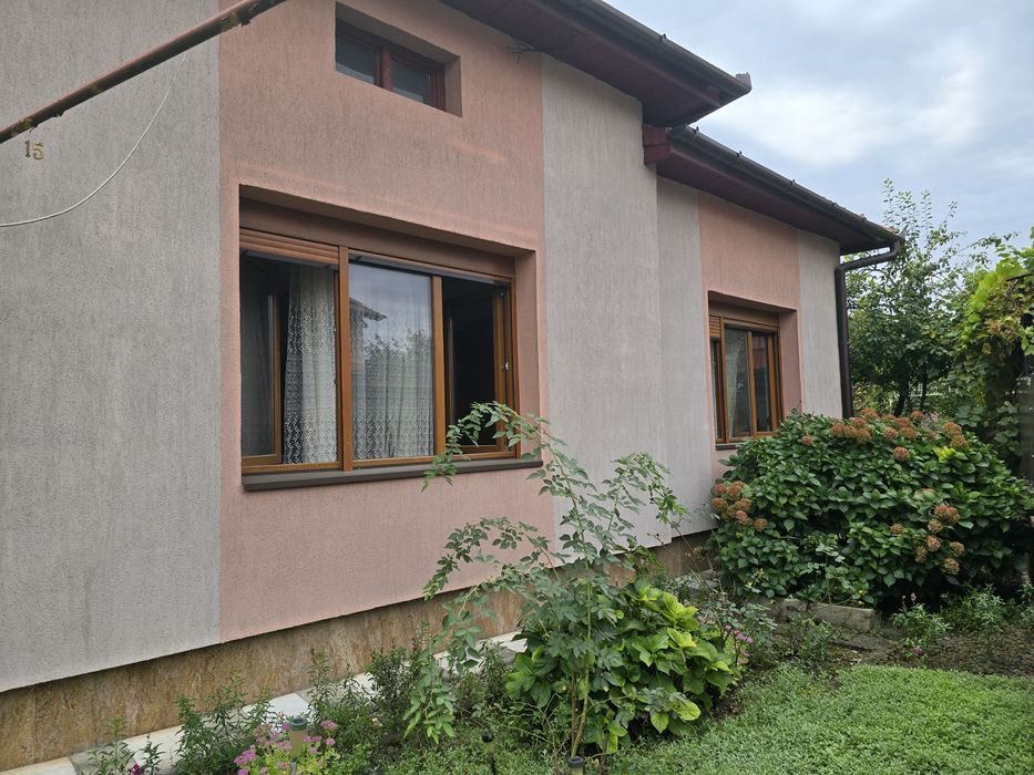 Casa centru / ultracentral  persoana fizica