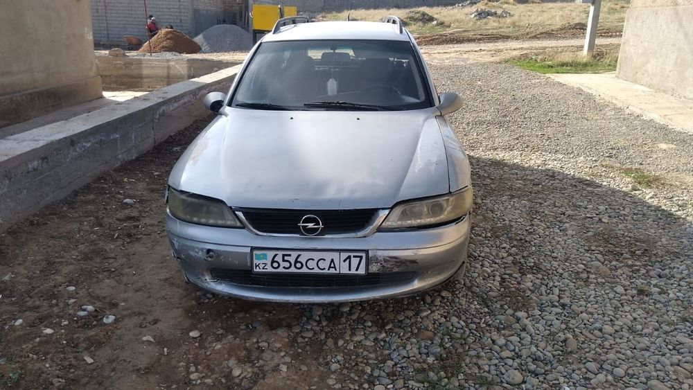 Срочоно продам автомобиль опель