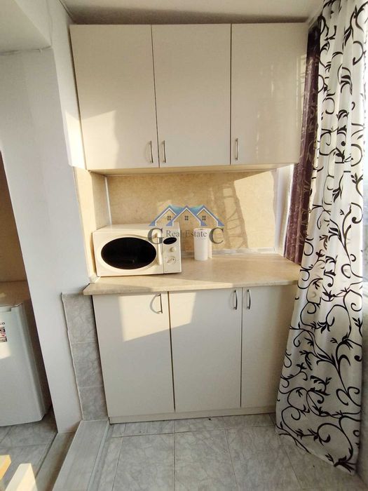 Дава се под наем Едностаен апартамент в Варна, Левски - 18 кв.м за 229.5 € - Снимка #3