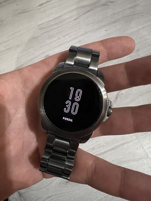 Vând Smartwatch Fossil Gen 5e