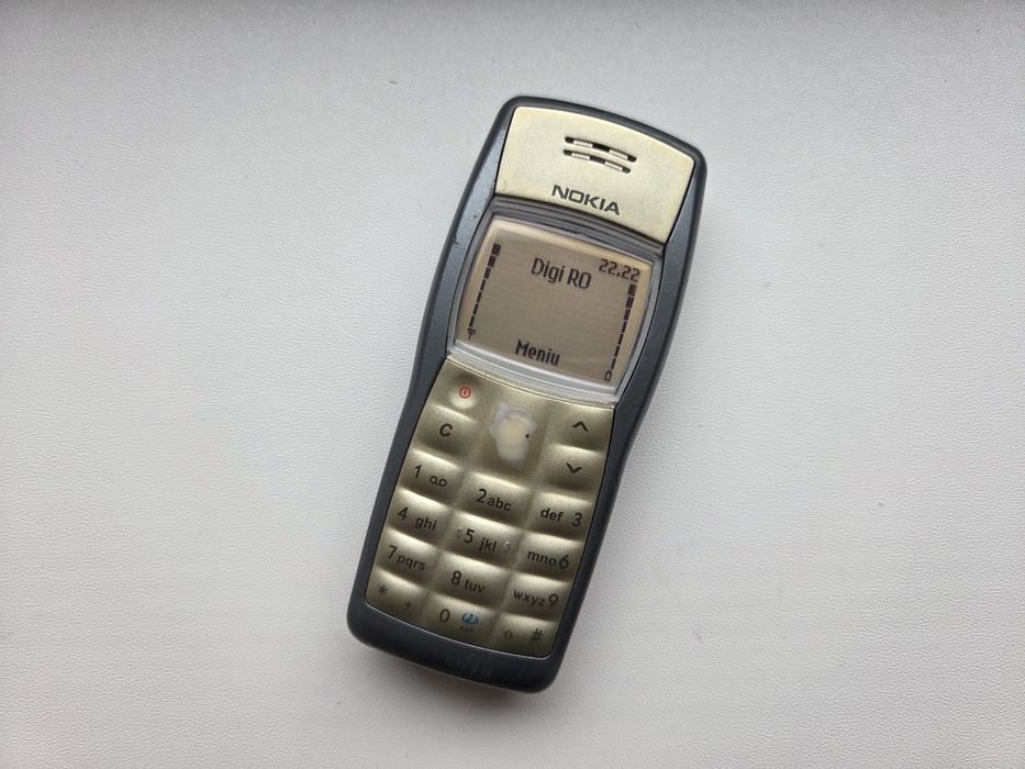 Nokia 1101 - telefon simplu cu butoane