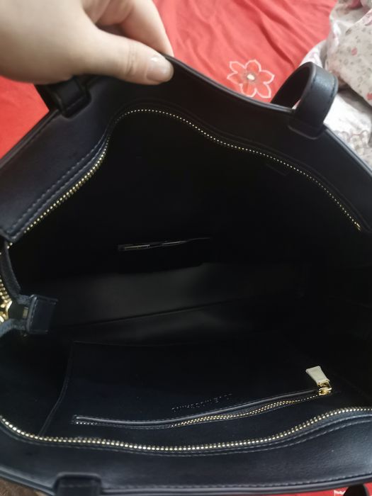 Gentuta velappele și love moschino