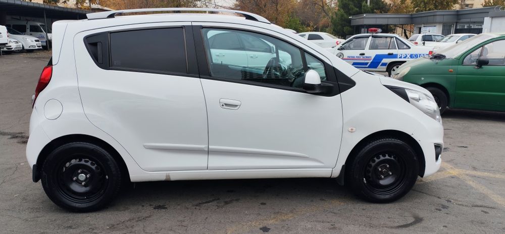 Chevrolet spark 2018 yil avtamat