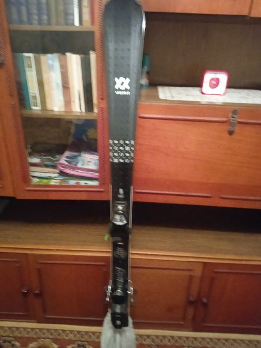 Лыжная обувь и ботинки