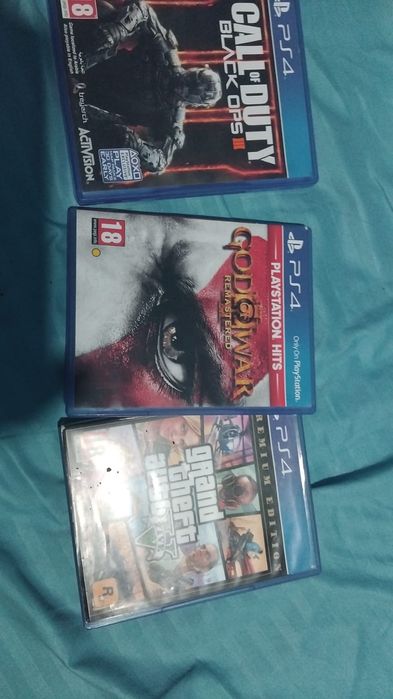 Vand Play Station 4 1TB