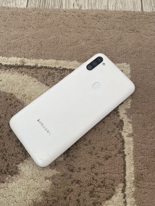 Продам самсунг а 11