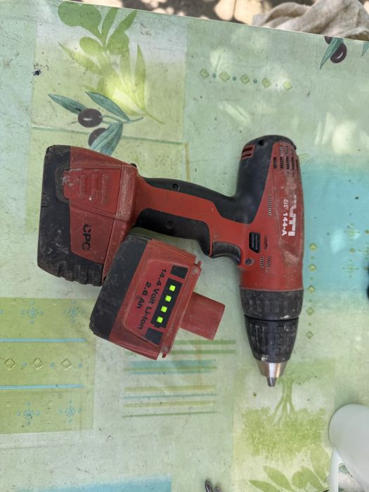 Bormasina Autofiletanta Hilti SF 144-A 14,4V cu doi Acumulatori  2,6Ah