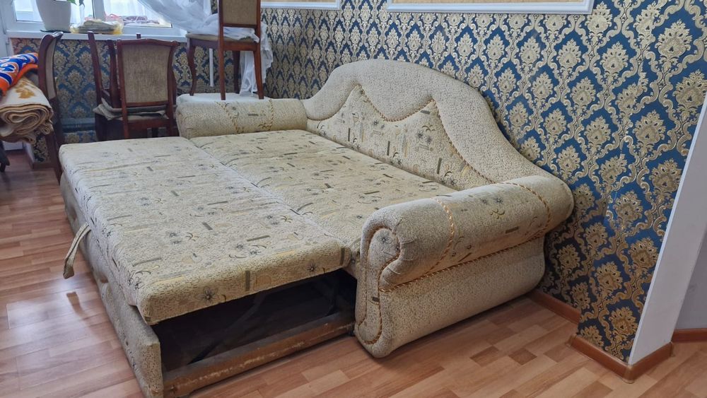 диван в хорошем состоянии