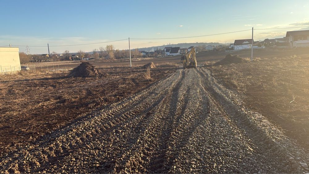 Vind 6 parcele de pamant