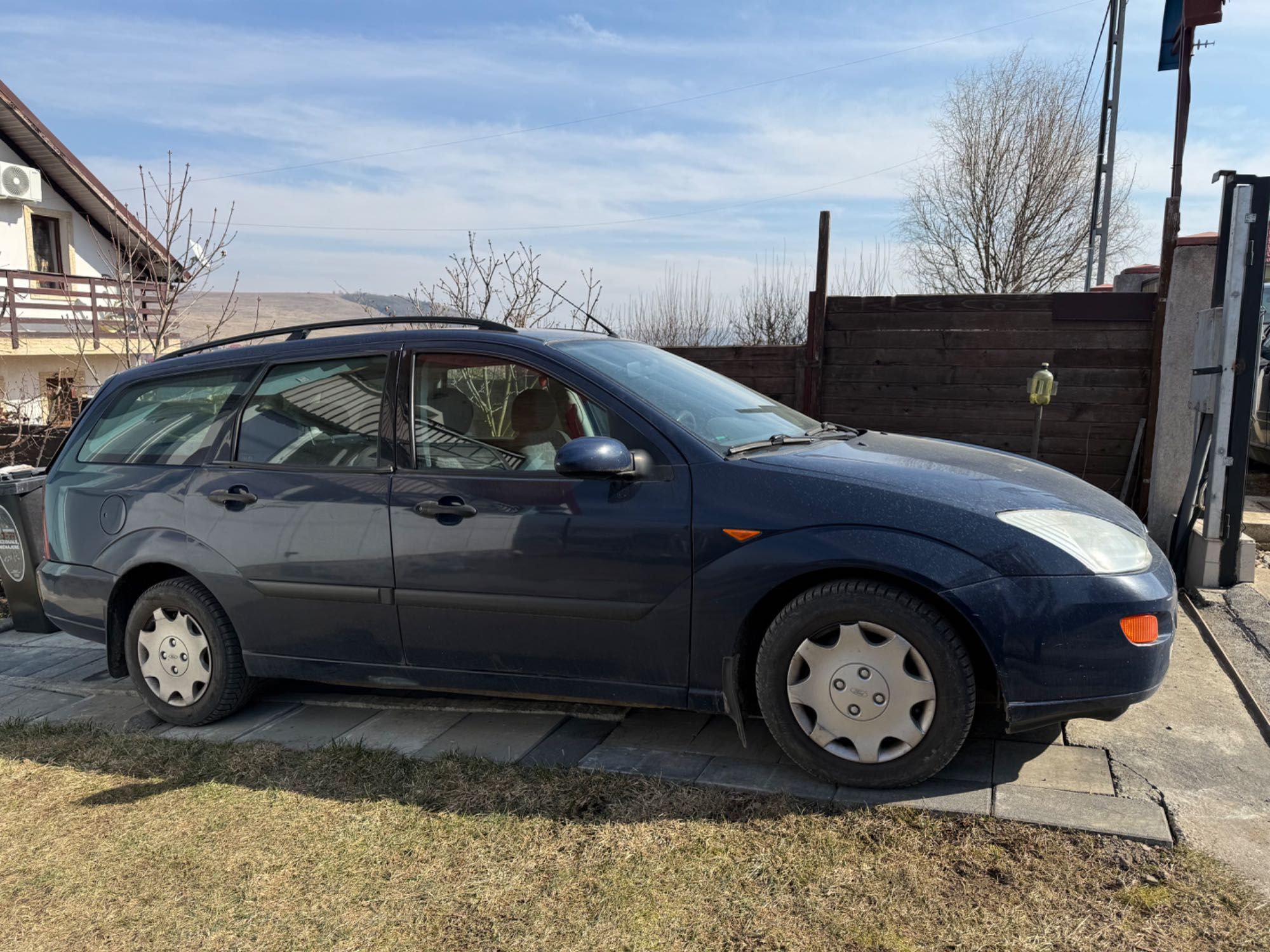 Vand Ford Focus 1.8 td, an 2001