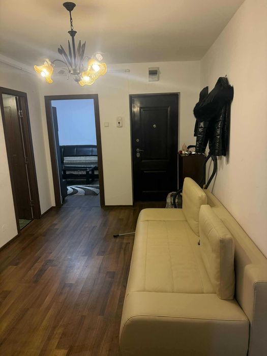 Apartament in regim hotelier 200 Ron situat la parter Precista
