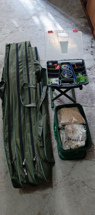 Удочки донки 5 шт . Поплавочка. Чехол. Новое всё что на фото.