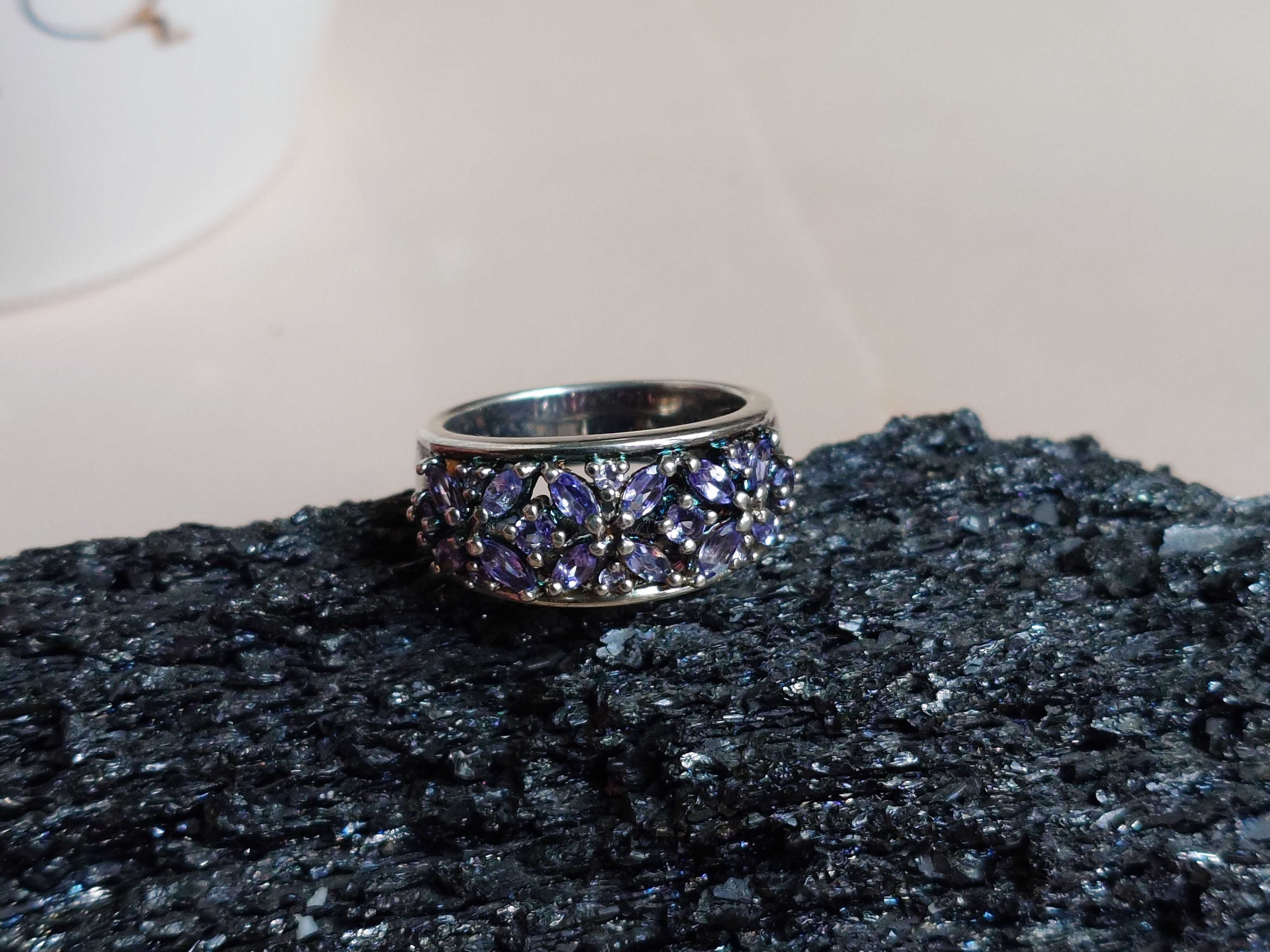 Inel superb din argint rodinat cu cubic zirconii Ametist