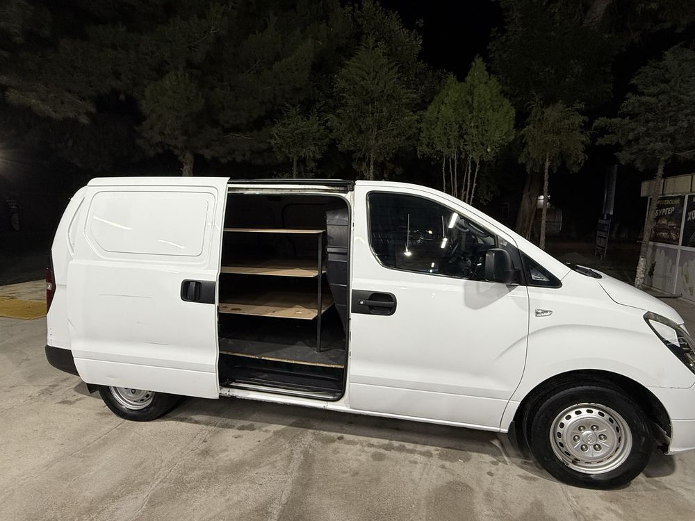Hyundai H1 starexx