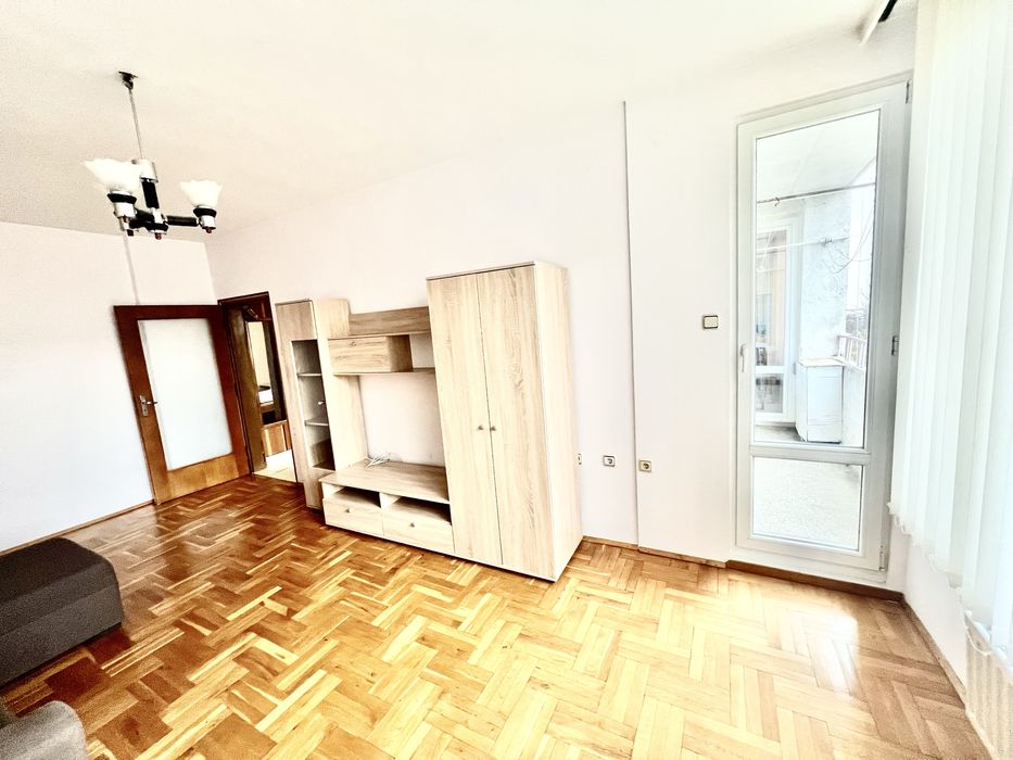 Продавам двустаен в град София, кв. Гео Милев