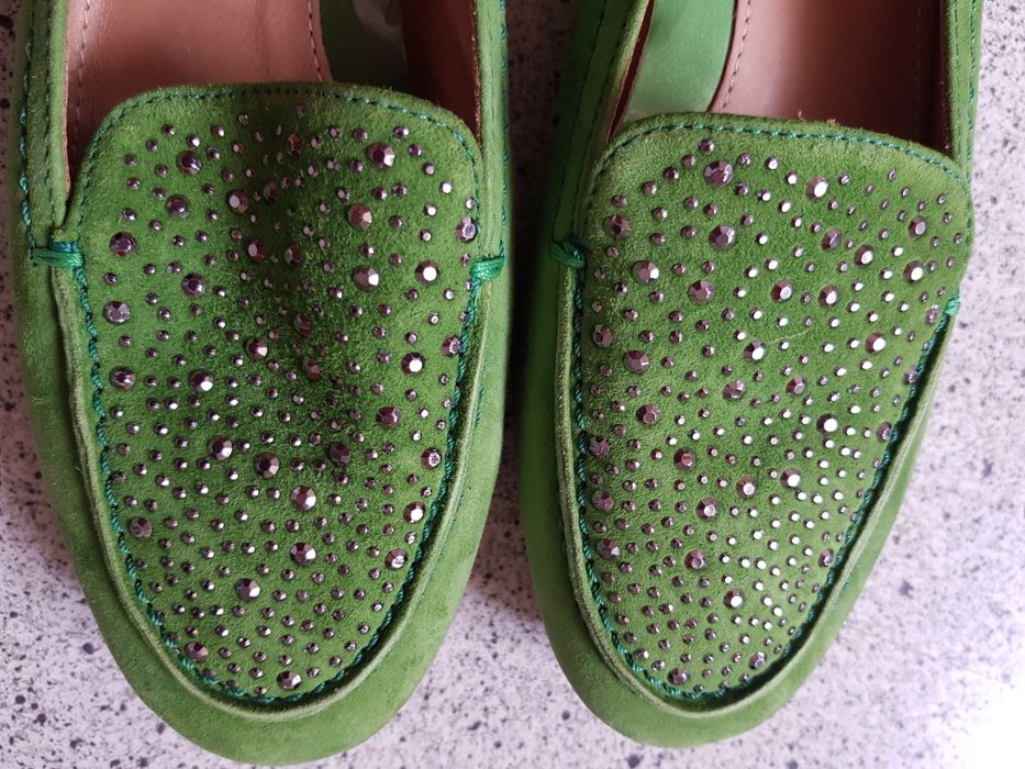 Продавам дамски обувки!