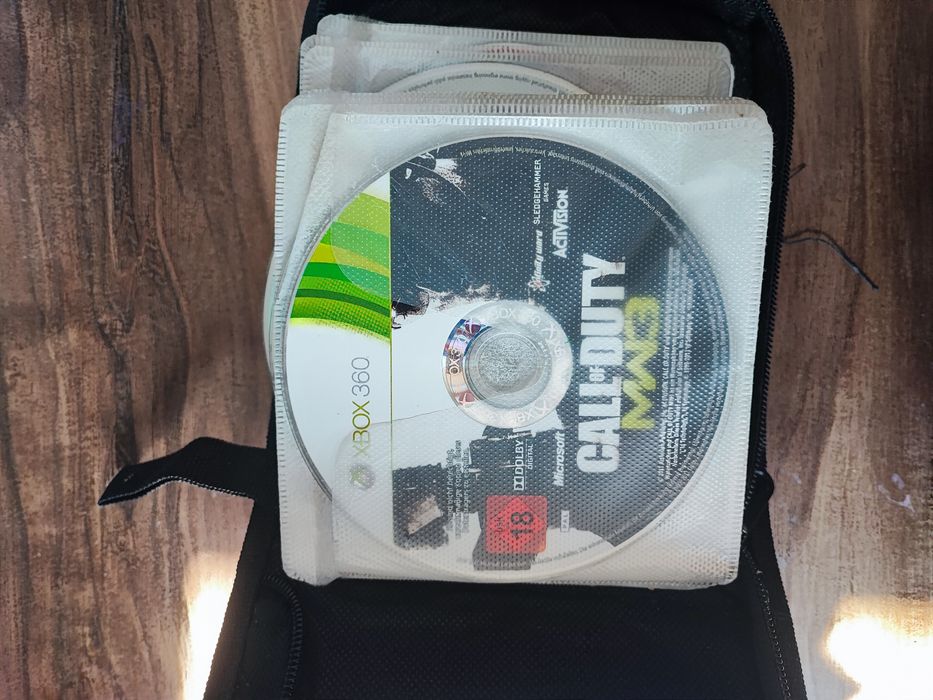 Vand 30 de jocuri xbox 360