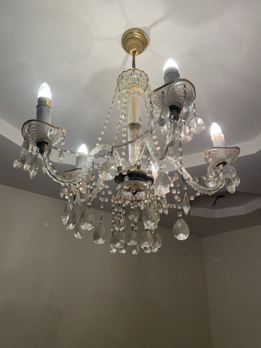 Люстра 5ти рожковая