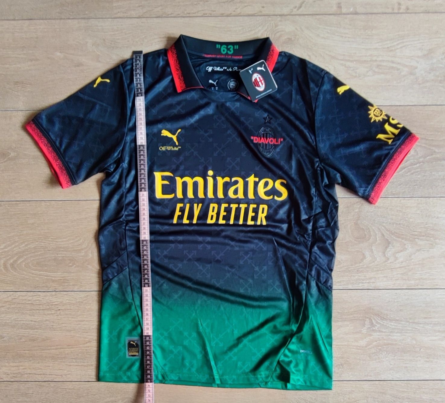 Limited edition AC Milan X Off-White kit