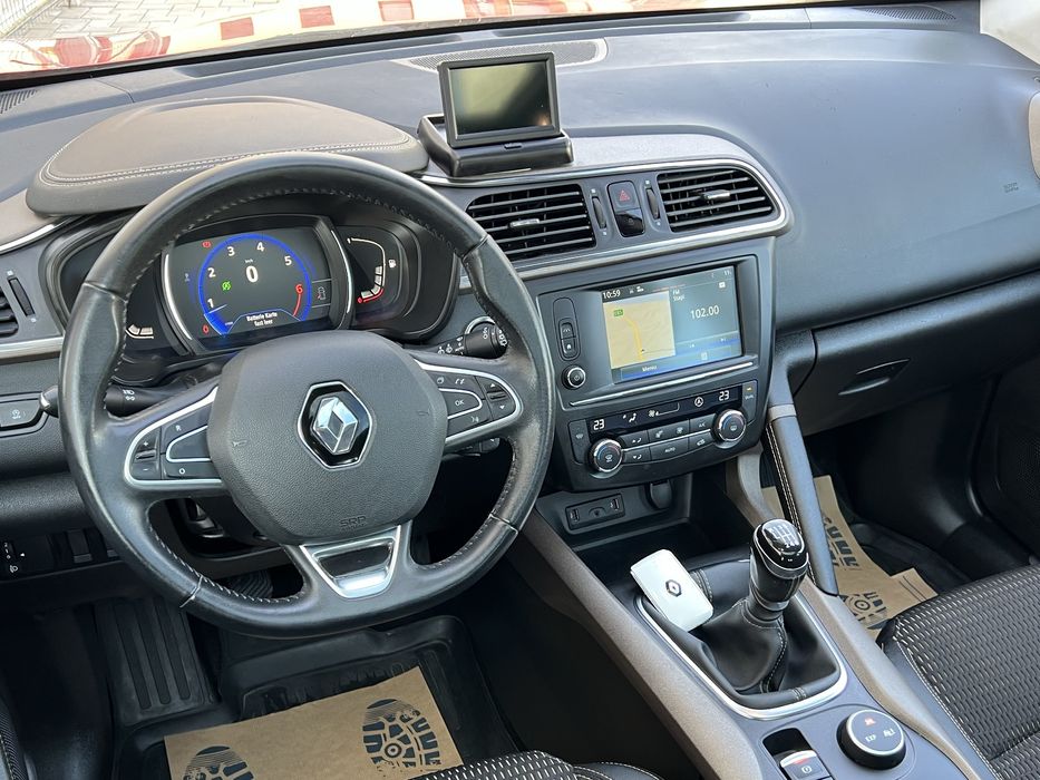 Renault Kadjar 1.2 tce(131 cp)..110.000 km.. Model f dotat