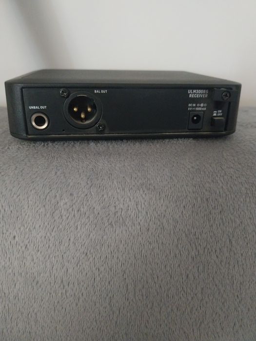 Microfon wireless behringer Ulm300 450 lei Shur beta87cu cablu 500 lei