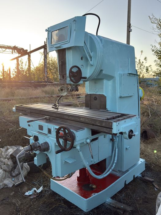 Фрезерный станок 6р13