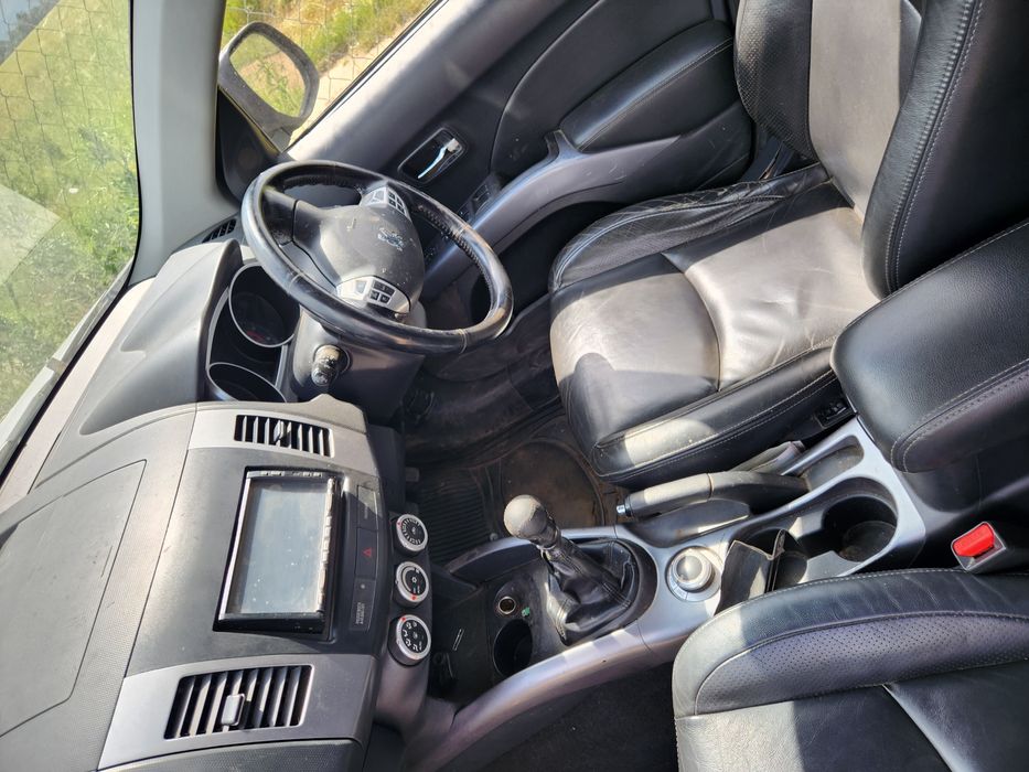 За Части Peugeot 4007 2.2hdi 6ск 2009г
