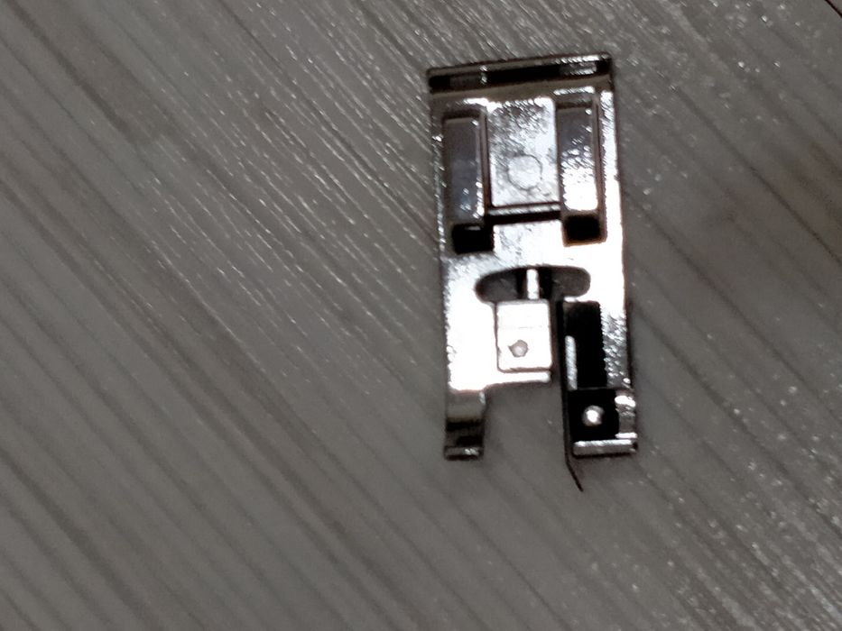 Лапка для швейной машины