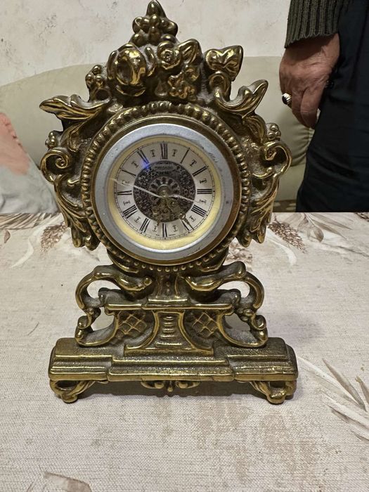 Бронзов часовник мерцедес