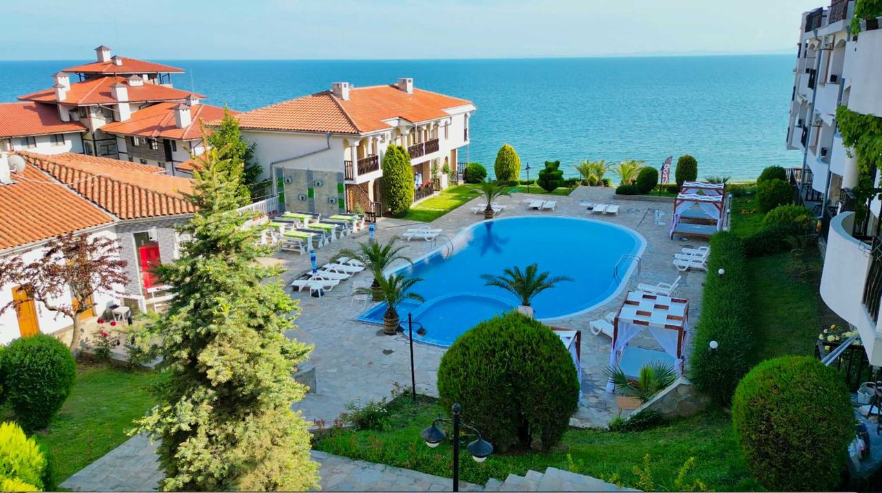 Продава се Двустаен апартамент в Свети Влас - 75 кв.м за 1440 €/кв.м - Снимка #15