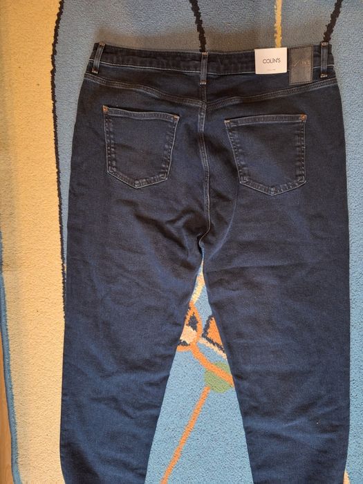 Blugi Colin's mom fit