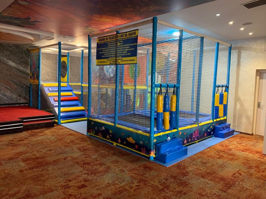 Loc de joacă modular