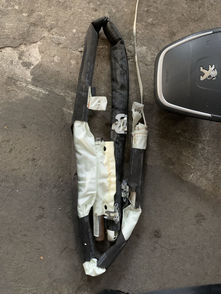 Puugeot 508 airbag pasager centuri