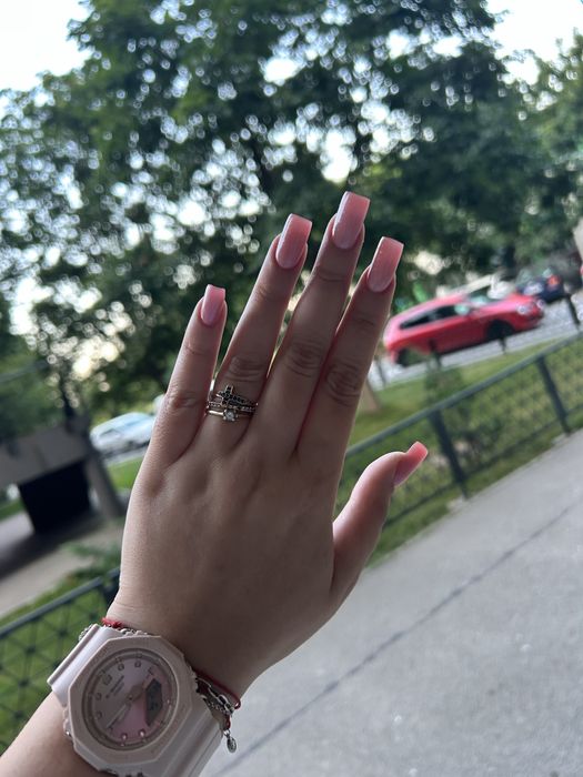 Unghii cu gel / Construcție cu tipsuri reutilizabile – Str. Gării 161