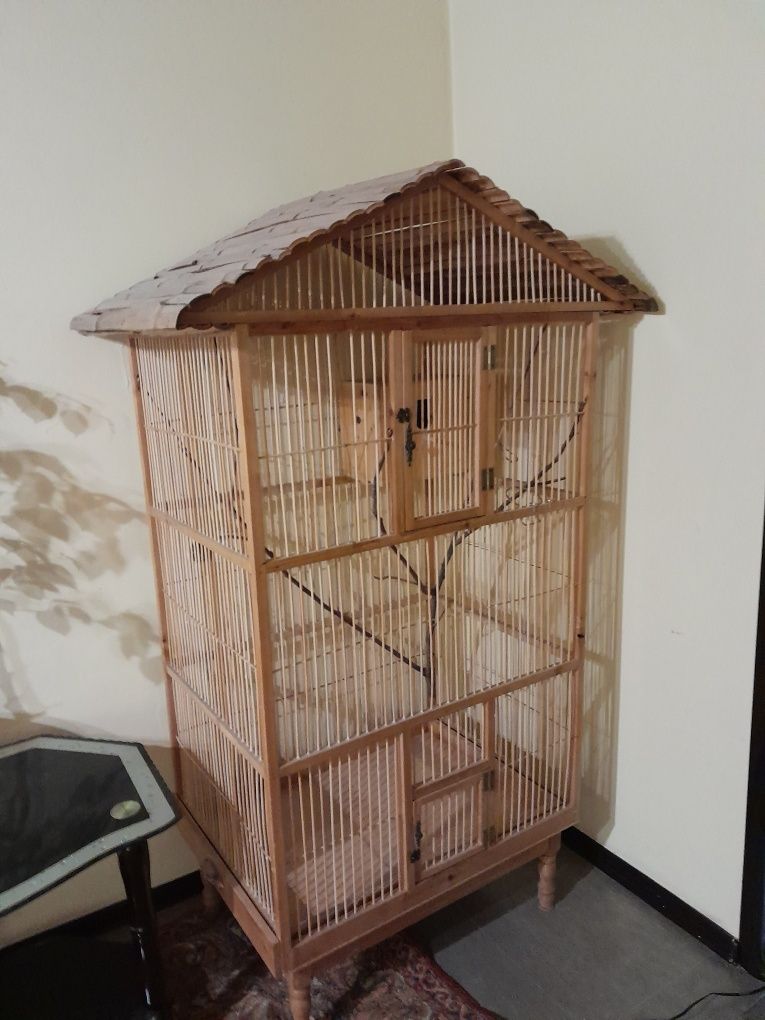 Клетка для попугаев