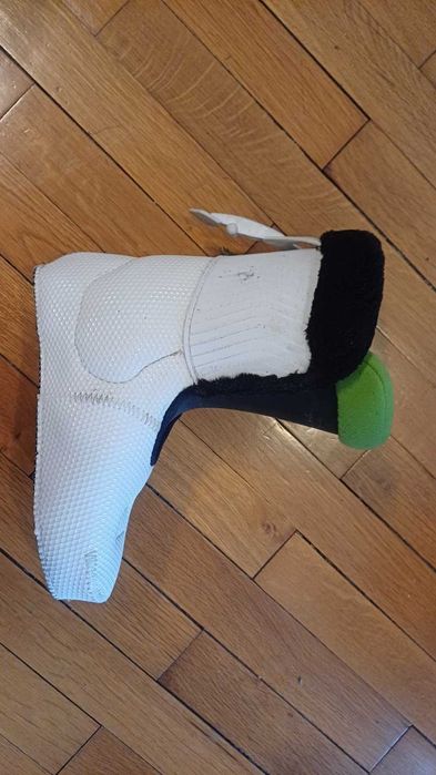 Ски, обувки, каска, очила за деца /може и поотделно/