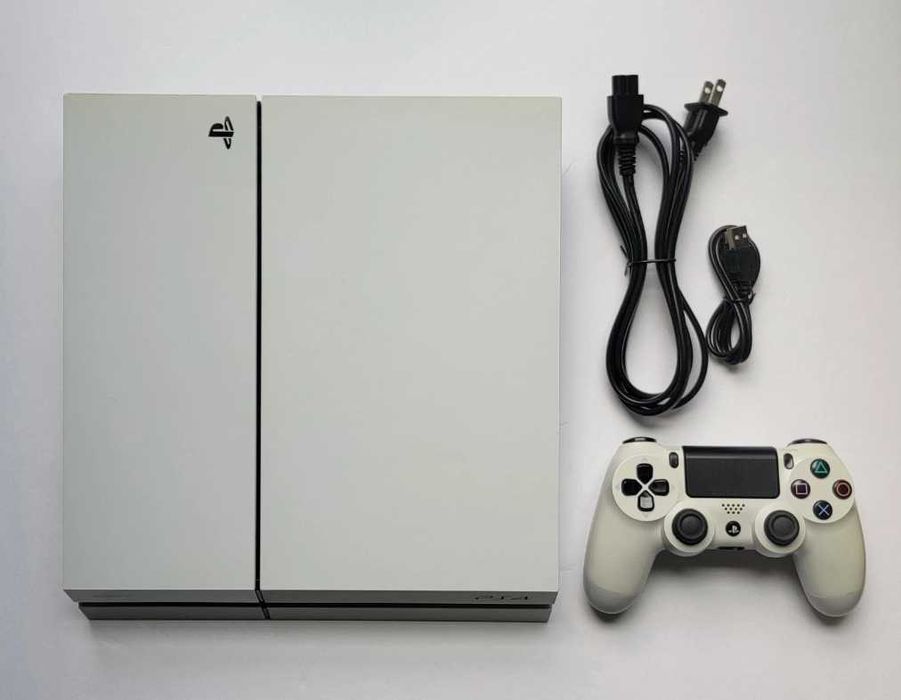 Прошитая Sony Playstation 4 fat ps4 + игры сони пс4