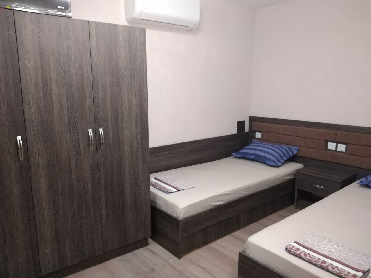 Дава се под наем Двустаен апартамент в Панагюрище - 35 кв.м за 204 € - Снимка #2