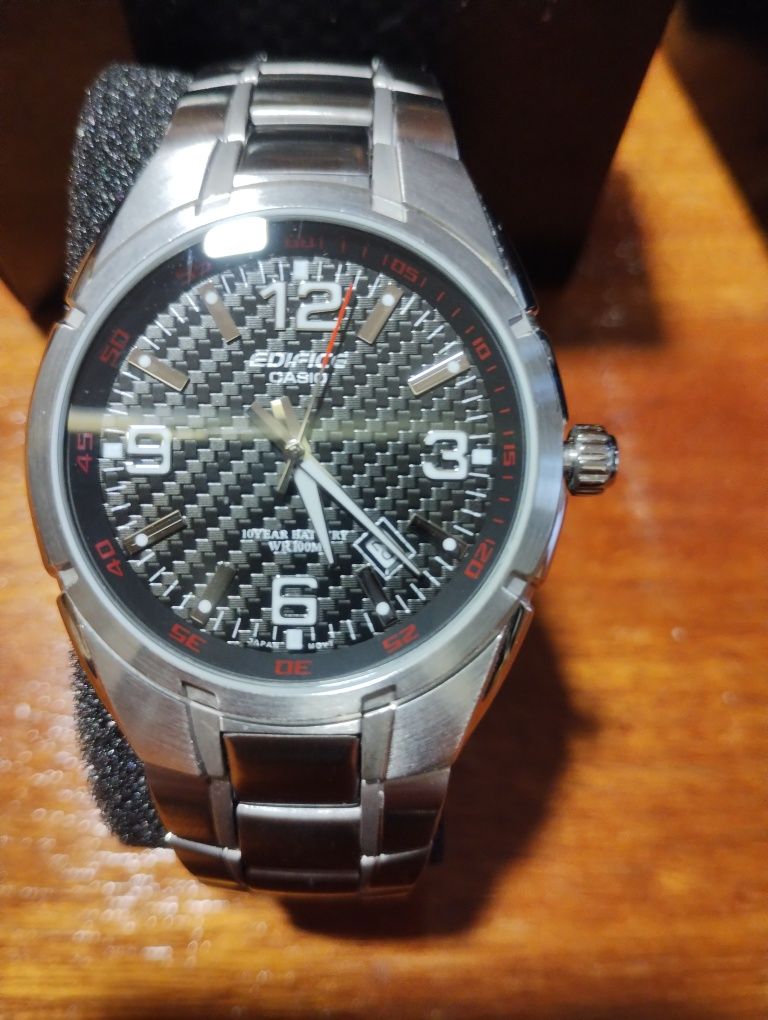 Нови часовници Casio Edifice- ECB-30-bluetooth и други.