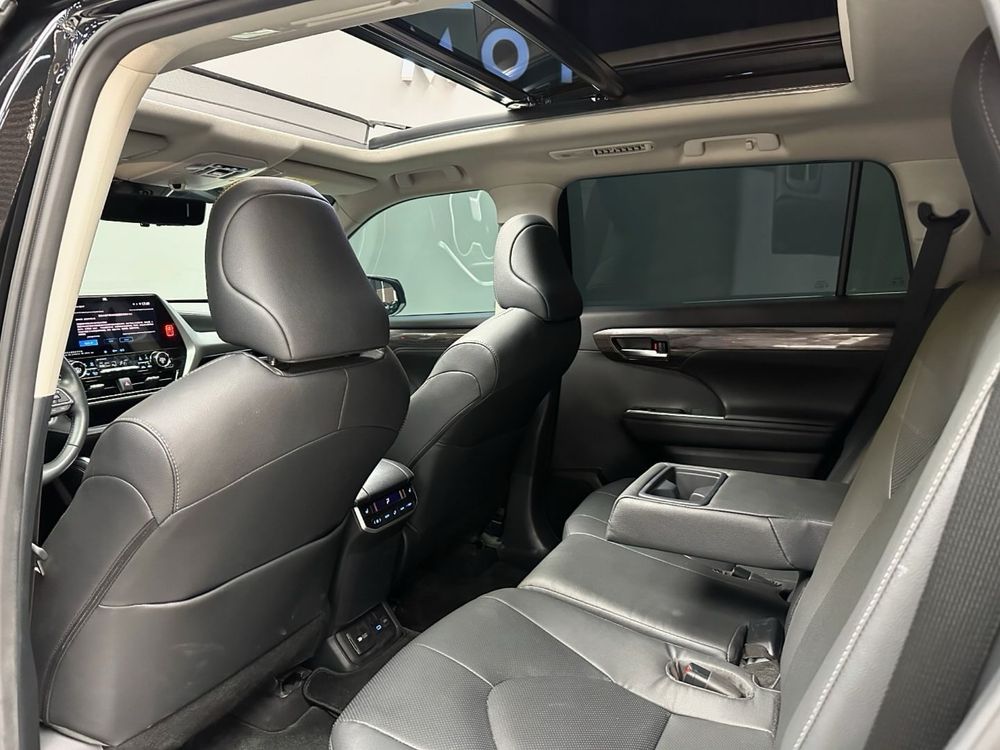 Toyota highlander hybrid limited