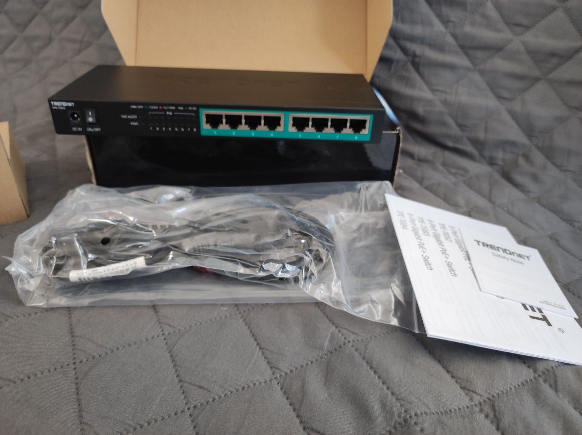 Switch POE TrendNet TPE-TG83 8 port