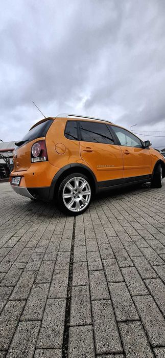 Volkswagen Pollo Cross