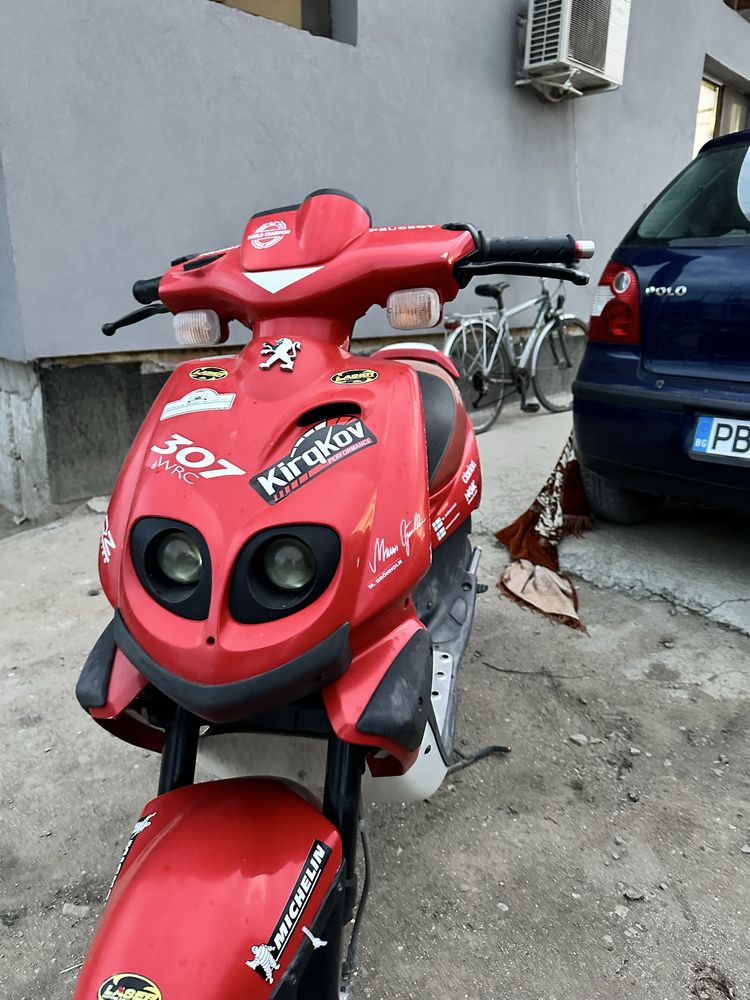 Продавам Пежо ТКР