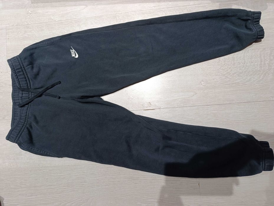 Pantaloni Nike sport/joggers negri, mărimea S