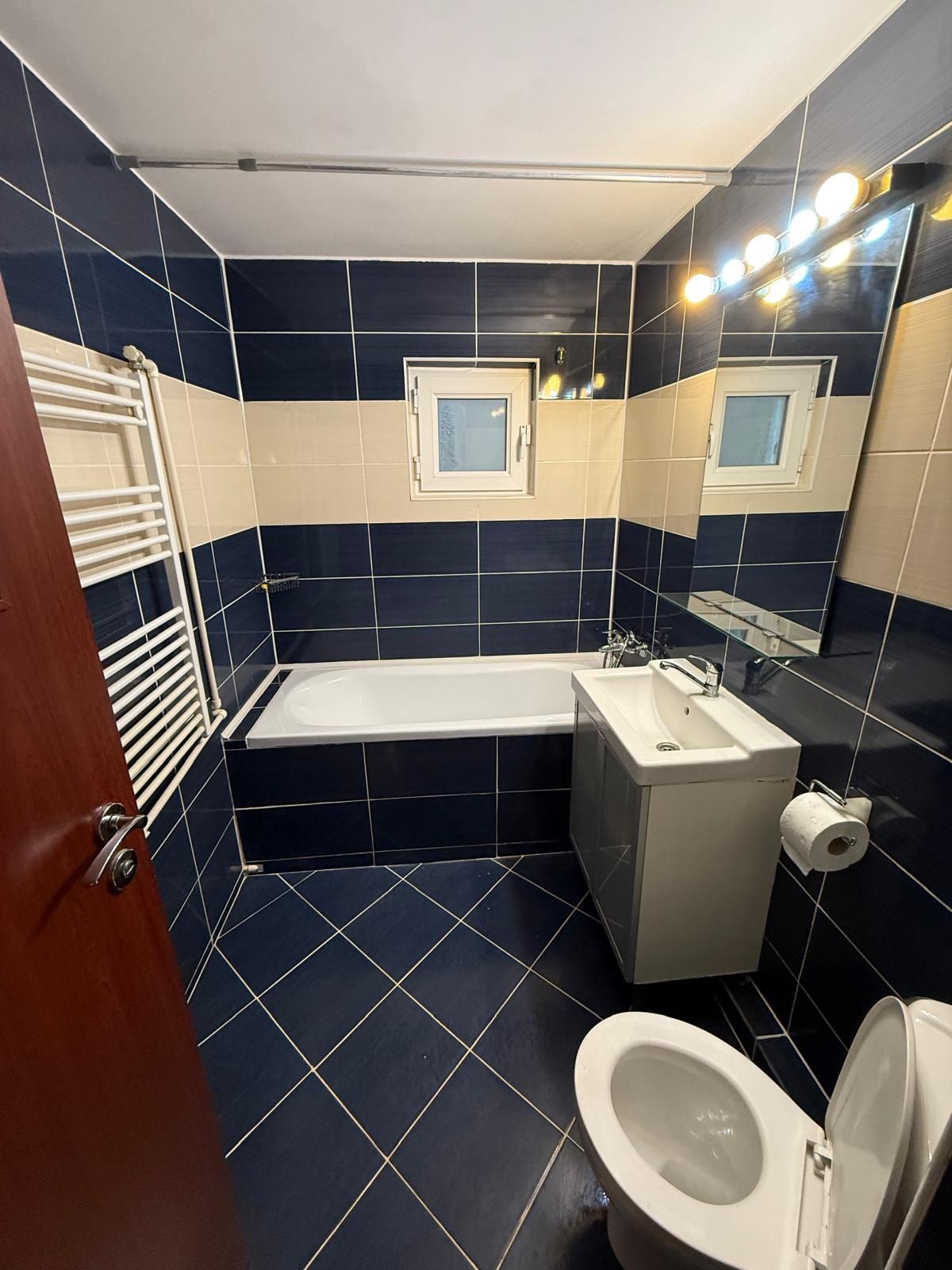 Apartament 3 camere de închiriat,piata Dorobanți ,Piata ,proprietar