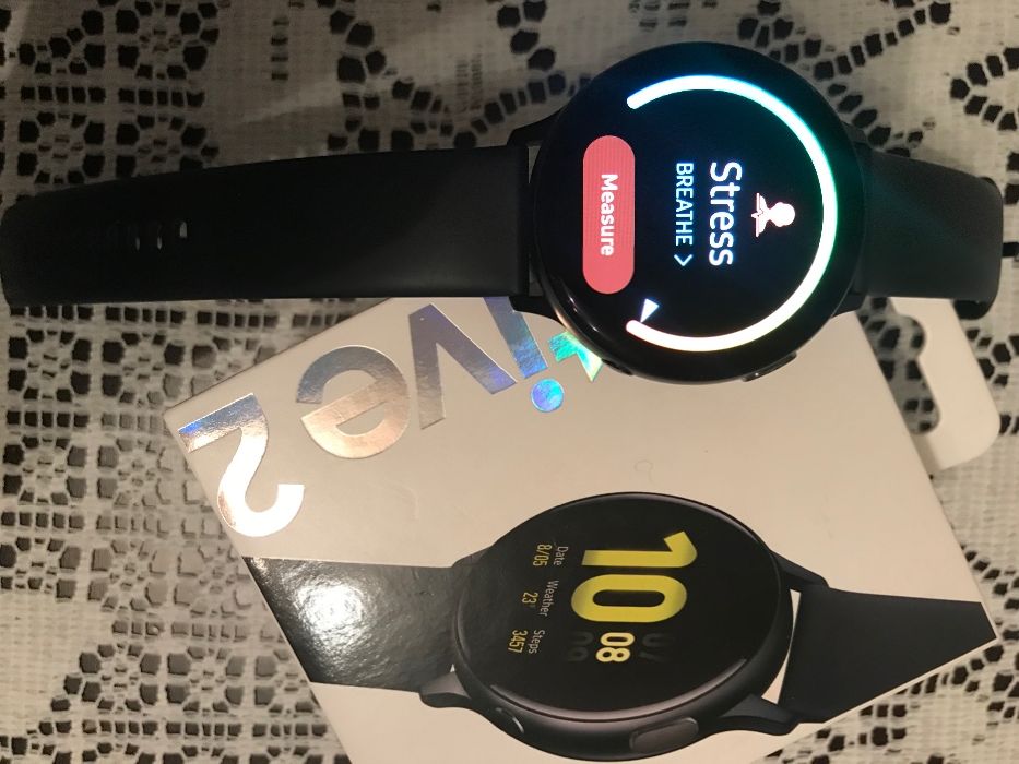 Часовник Samsung Galaxy Watch Active2