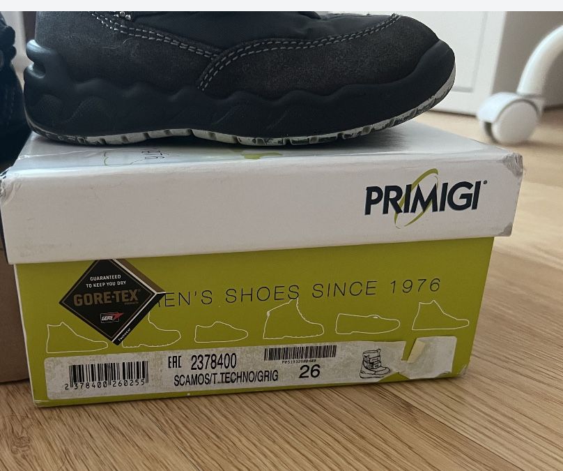 Зимни апрески Primigi